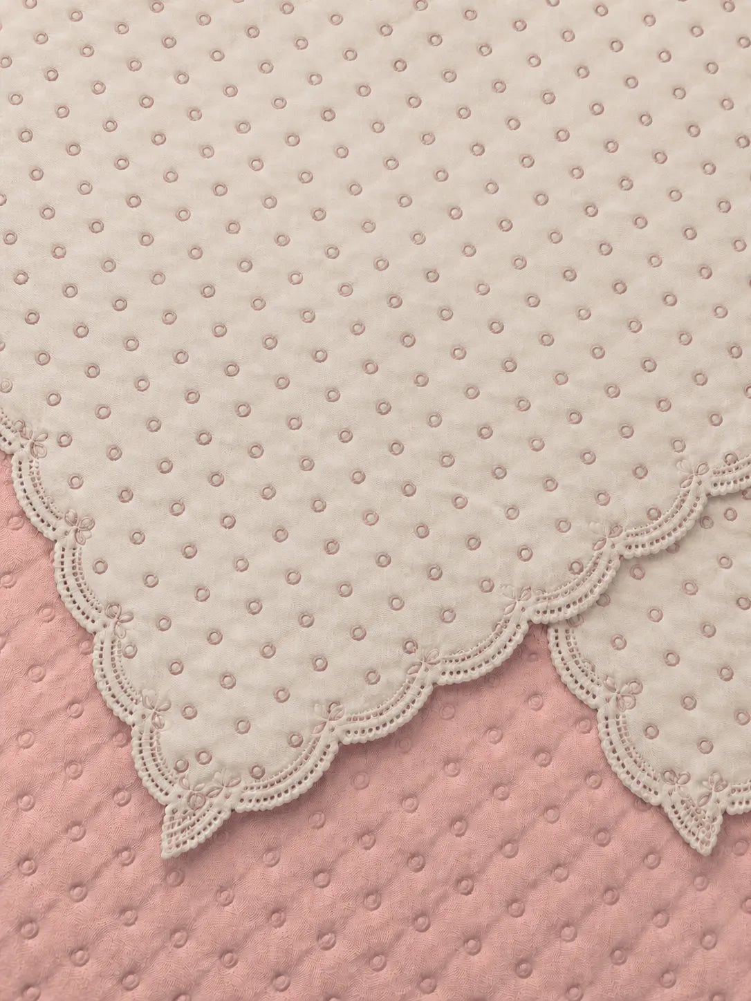 Rosa/Bege | Textura do ponto matelassê ultrassônico rosa com verso bege
