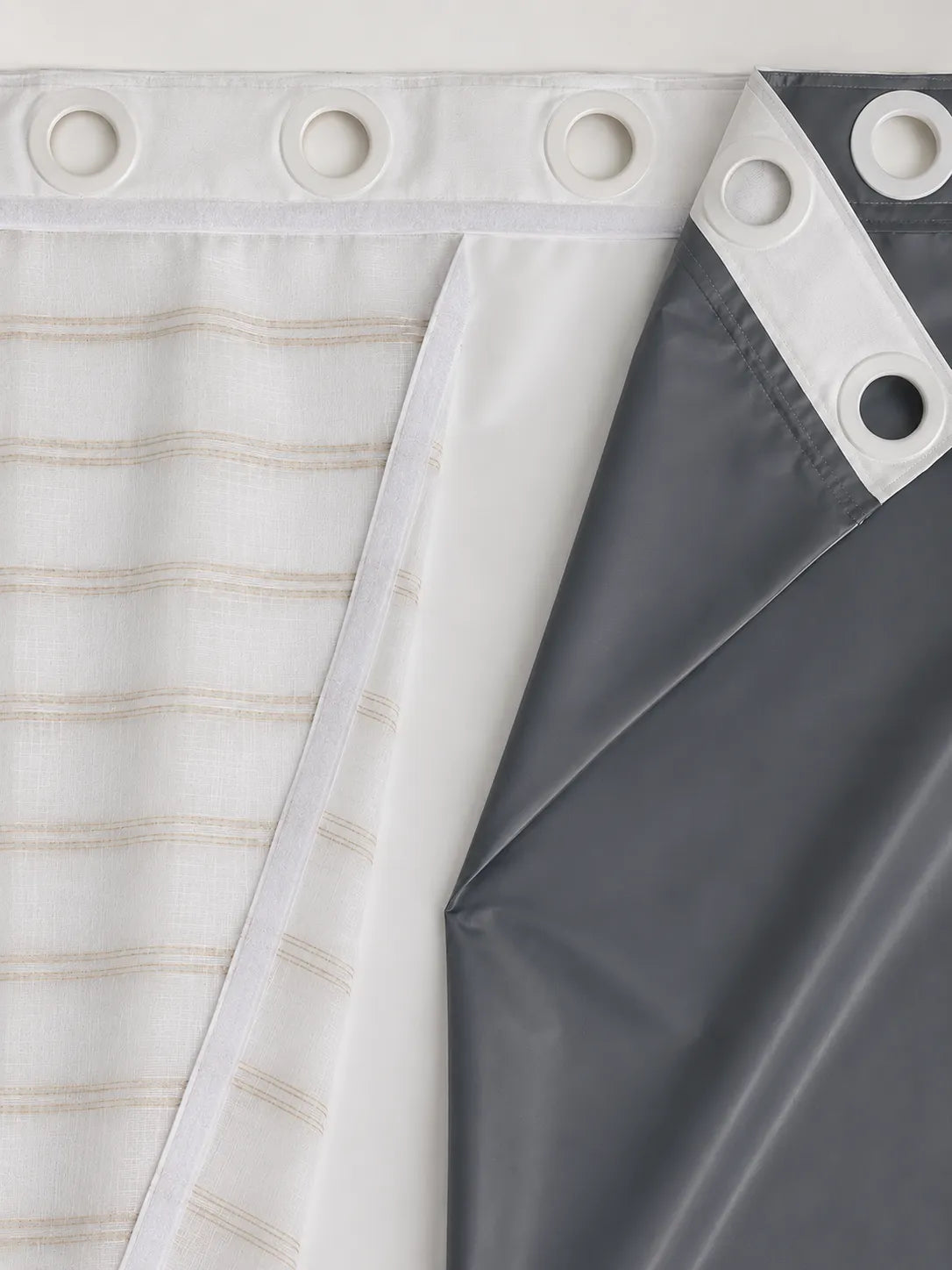Irene | Forro blackout branco destacável por velcro da Cortina Lava Fácil Capriche modelo Irene