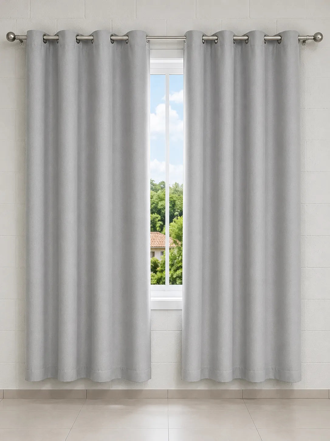Branco | Cortina Blackout Eclipse Astro branco em ambiente com luz natural