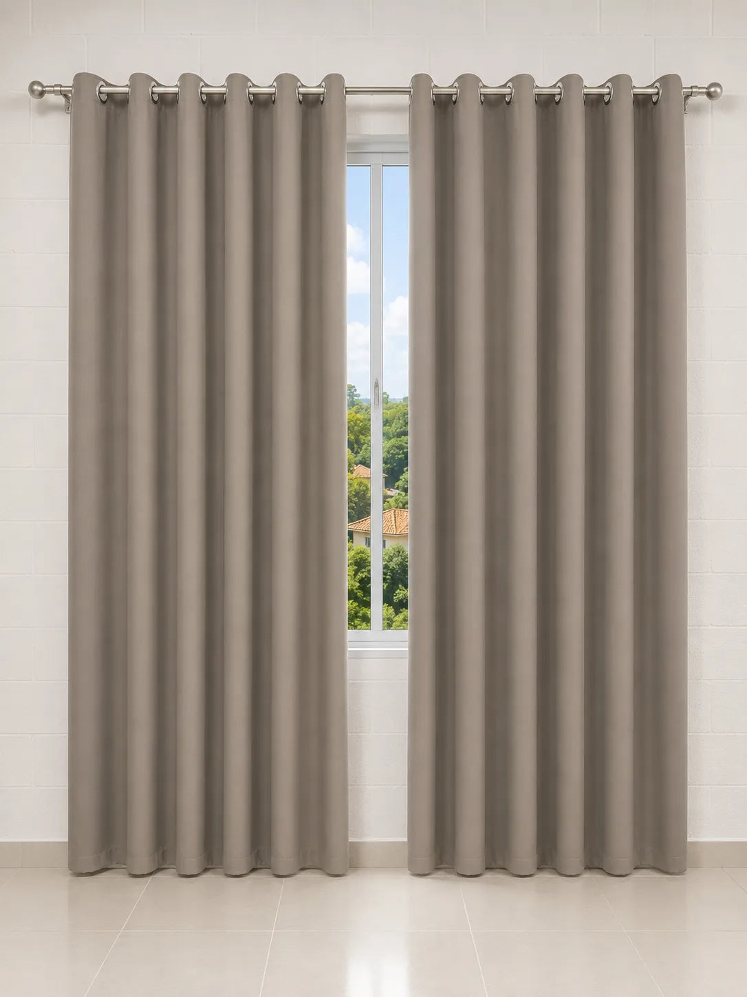 Cortina Blackout Eclipse Simple castor em ambiente com luz natural