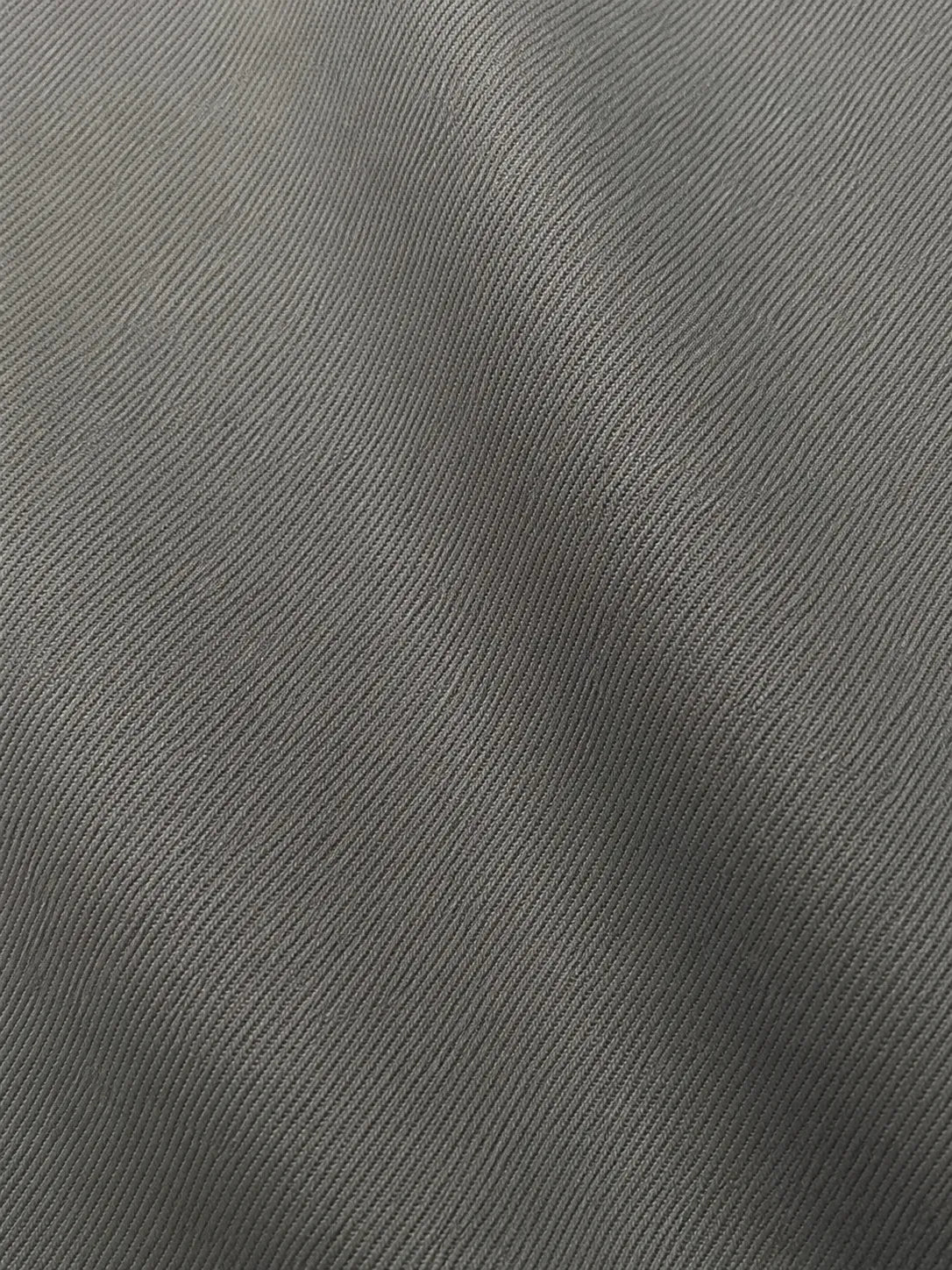 Cinza | Textura do tecido da Cortina Blackout Eclipse Simple cinza em detalhe