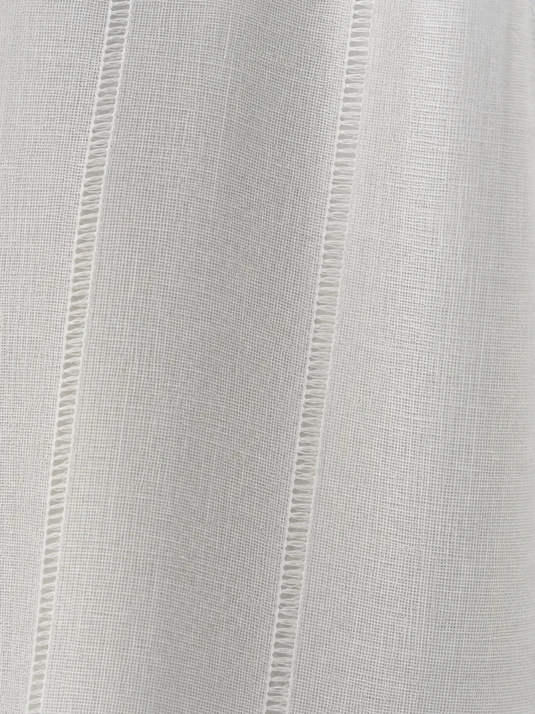 Textura do tecido da Cortina Sutille Trend branco em detalhe