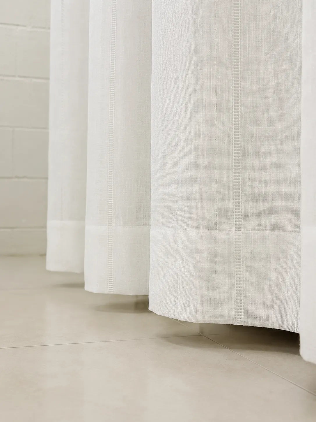 Caimento do tecido da Cortina Sutille Trend branco